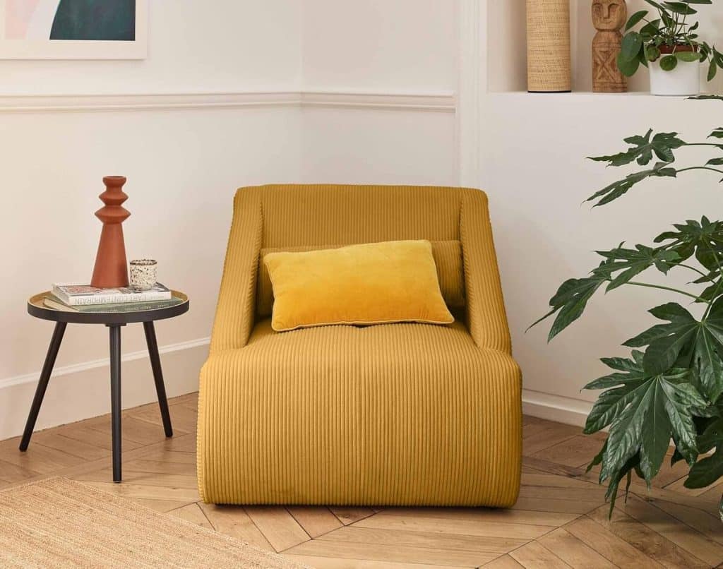 Avis sur le fauteuil Onyx jaune en velours côtelé de Lisa Design