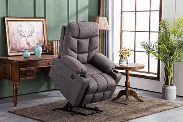 Découvrez notre avis sur le fauteuil électrique MCombo 7286DE : confort, relaxation et verticalisation au rendez-vous pour un quotidien amélioré.